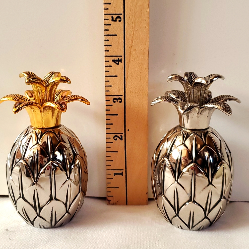 NWT. Table Accents, Salt & Pepper Shaker. - Picture 9 of 10